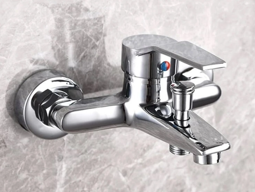 A single handle faucet.