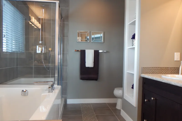 Signs Your Tub or Shower Might Not Be Accessible.