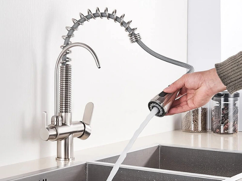 Pullout kitchen faucet.